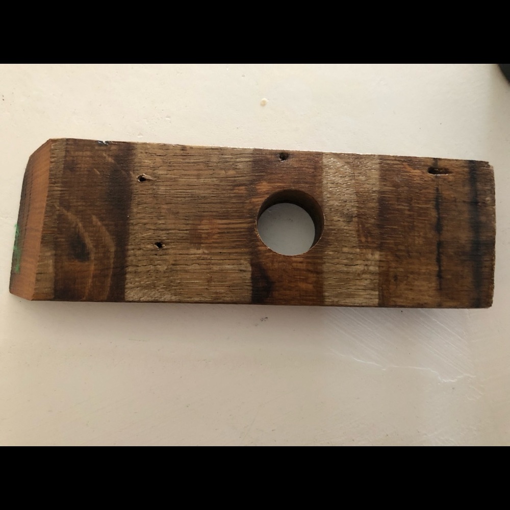 Unique single wine bottle holder from reclaimed wood - Picture 4 of 6